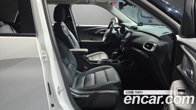 Chevrolet Korea Trailblazer 2021 — photo 16