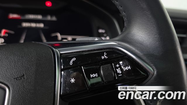Audi A6 2020 — photo 22