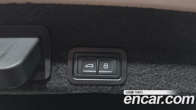 Audi A6 2020 — photo 24
