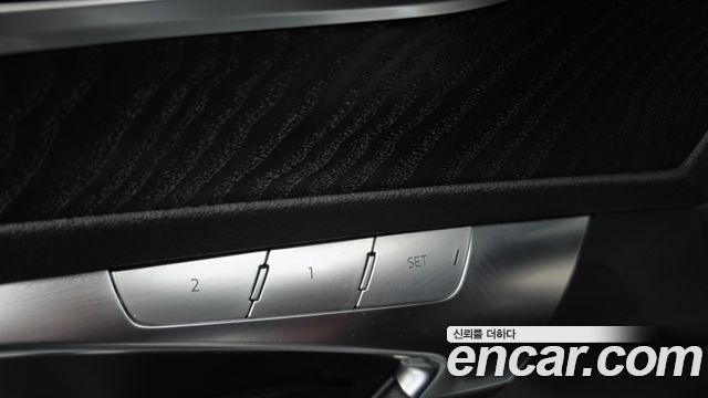 Audi A6 2020 — photo 32