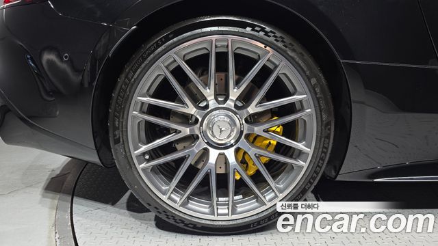 Mercedes-Benz AMG GT 2025 — photo 5