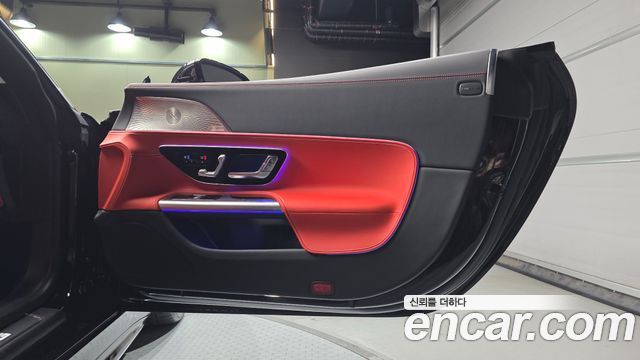 Mercedes-Benz AMG GT 2025 — photo 15