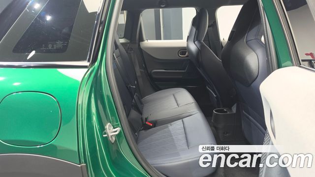 Mini Cooper 2025 — photo 17