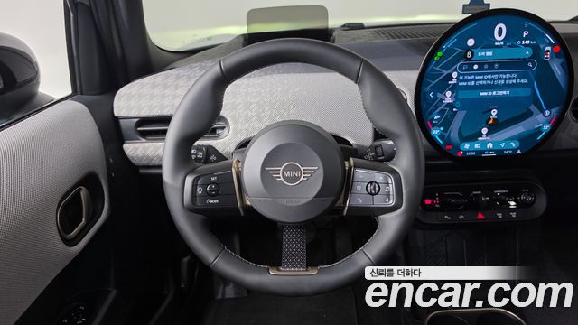 Mini Cooper 2025 — photo 18
