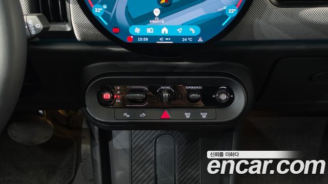 Mini Cooper 2025 — photo 37