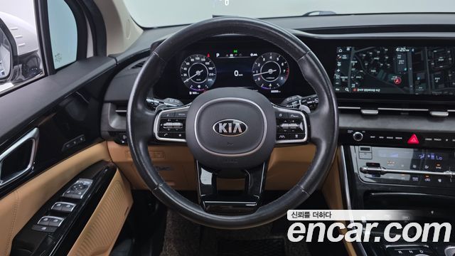 Kia Canival 2021 — photo 13