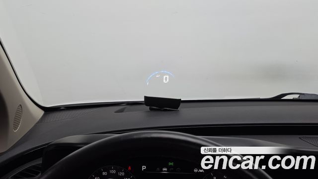 Kia Canival 2021 — photo 17