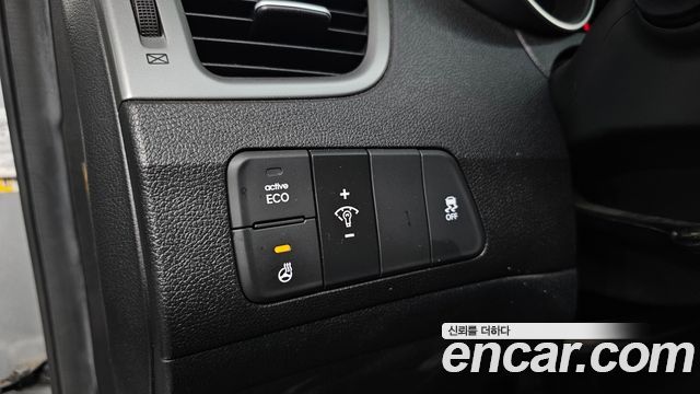 Hyundai AVANTE 2014 — photo 23