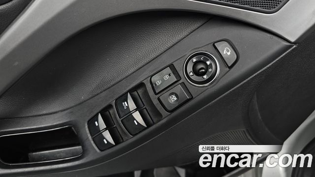 Hyundai AVANTE 2014 — photo 26
