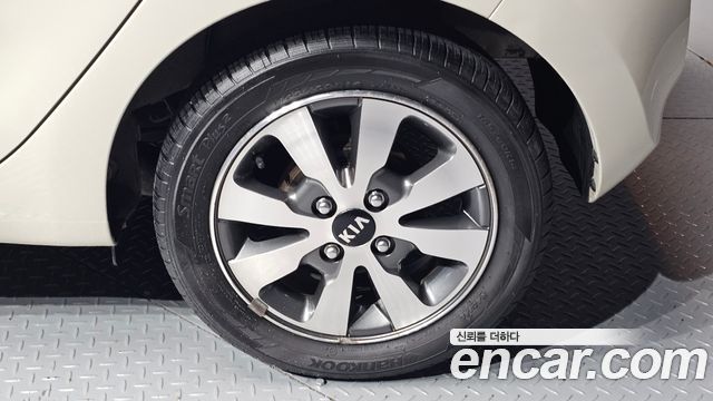 Kia morning 2013 — photo 7