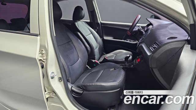 Kia morning 2013 — photo 16