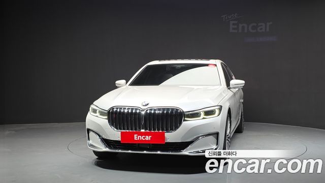 BMW 7-Series 2022 — photo 3