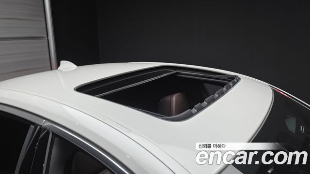 BMW 7-Series 2022 — photo 30