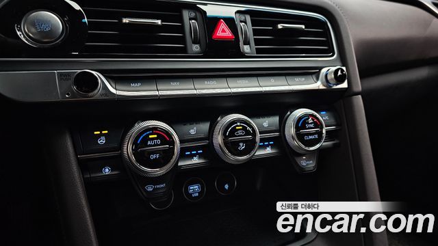 Genesis G70 2021 — photo 20