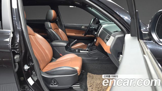 KG Mobility Rexton 2018 — photo 17