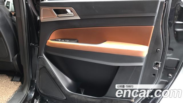 KG Mobility Rexton 2018 — photo 15