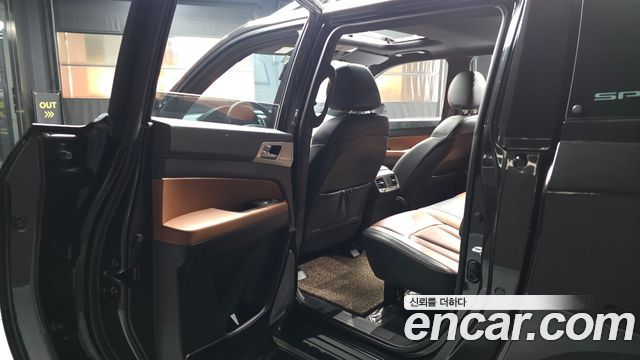 KG Mobility Rexton 2018 — photo 16