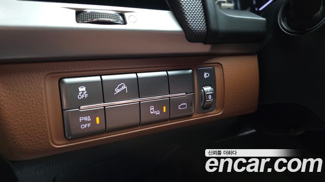 KG Mobility Rexton 2018 — photo 27