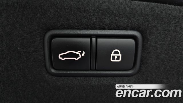 Genesis G90 2020 — photo 21