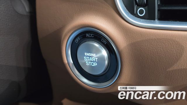 Genesis G90 2020 — photo 25