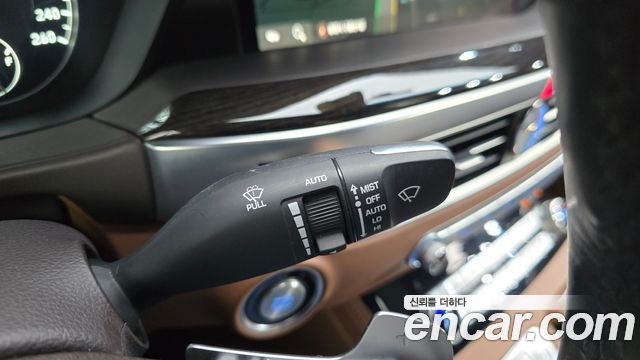 Genesis G90 2020 — photo 26