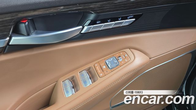 Genesis G90 2020 — photo 27