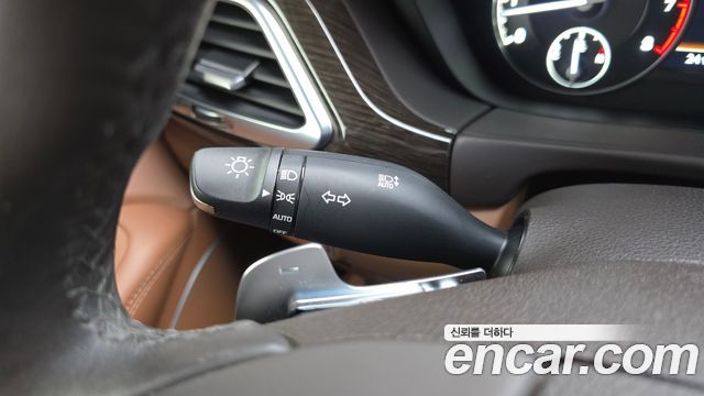 Genesis G90 2020 — photo 29