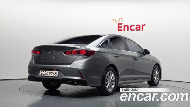Hyundai Sonata 2018 — photo 2