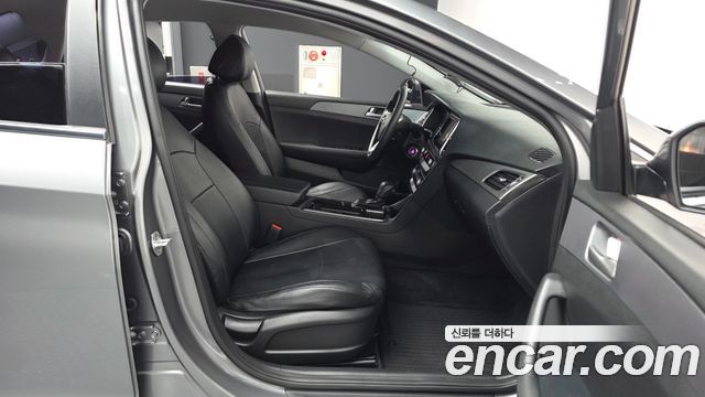 Hyundai Sonata 2018 — photo 17