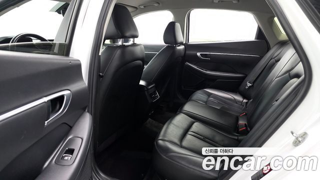 Hyundai Sonata 2021 — photo 11
