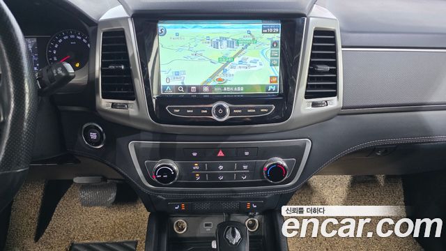 KG Mobility Rexton 2019 — photo 14