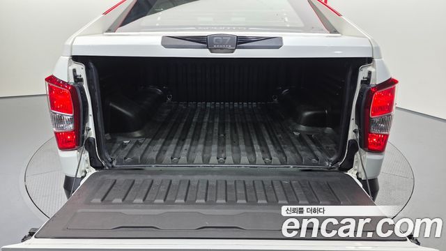 KG Mobility Rexton 2019 — photo 20
