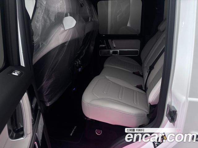 Mercedes-Benz G-Class 2026 — photo 9