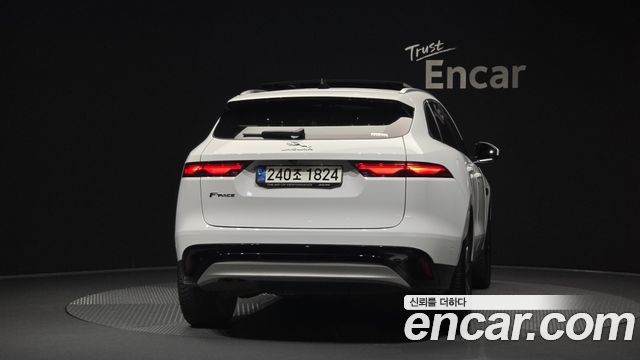 Jaguar F-PACE 2021 — photo 4