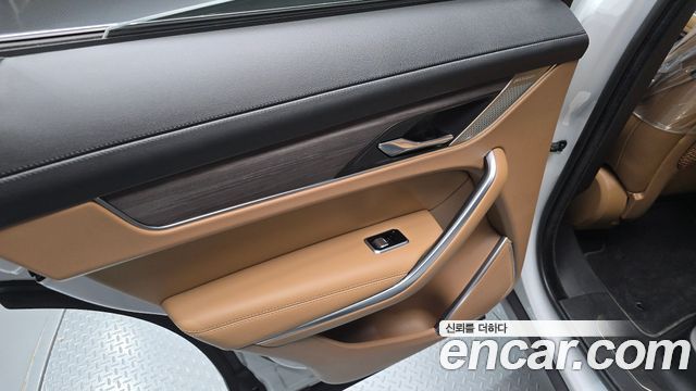 Jaguar F-PACE 2021 — photo 15