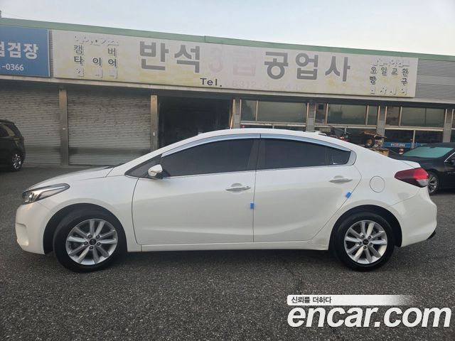 Kia K3 2016 — photo 4
