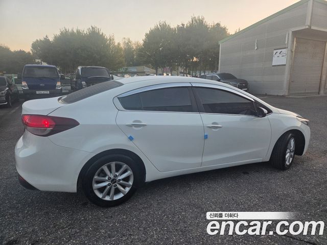 Kia K3 2016 — photo 7