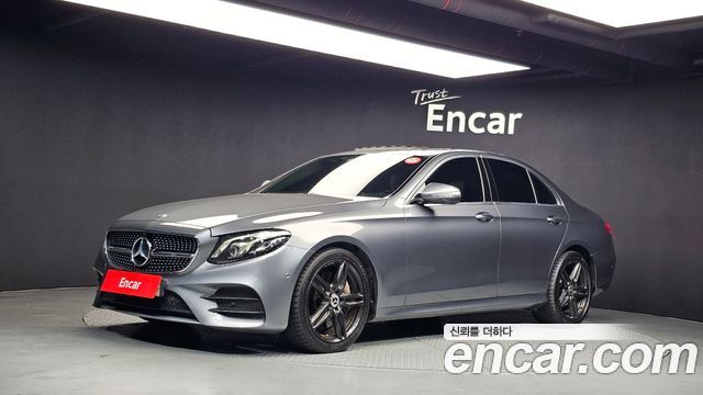 Mercedes-Benz E-Class 2019 — photo 1