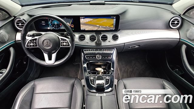 Mercedes-Benz E-Class 2019 — photo 7