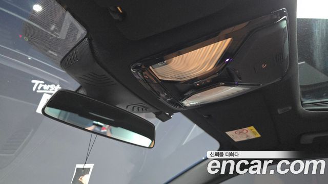 BMW 5-Series 2021 — photo 26