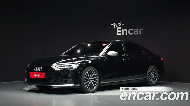 Audi A8 2021 — photo 1