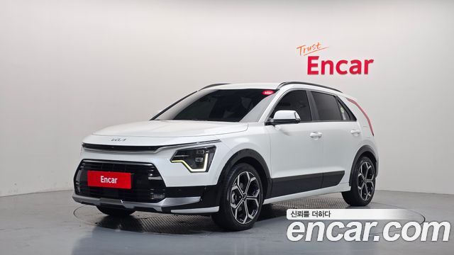 Kia Niro 2022 — photo 1
