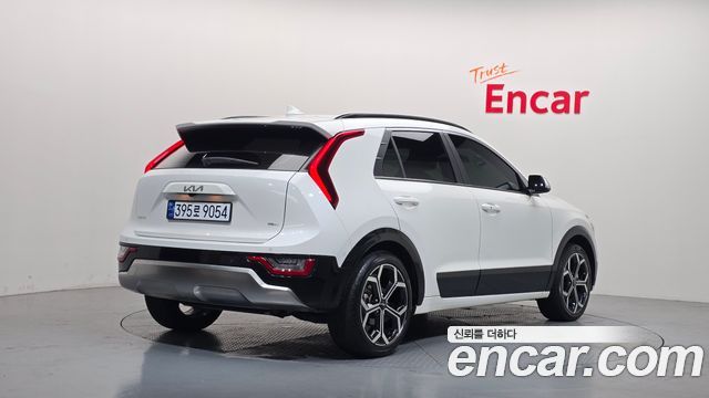 Kia Niro 2022 — photo 2