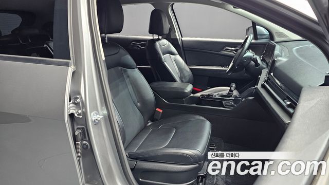 Kia Sportage 2023 — photo 16