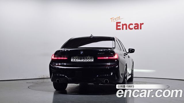 BMW 3-Series 2019 — photo 4