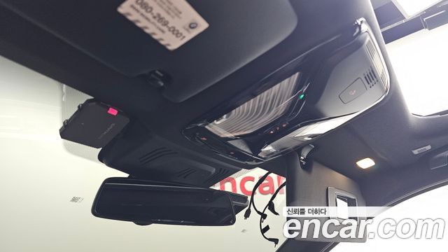BMW 3-Series 2019 — photo 26