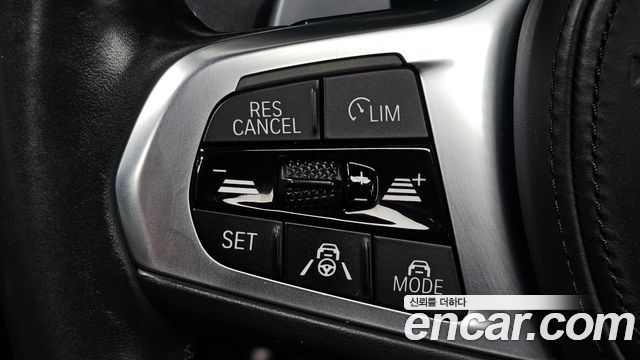 BMW 3-Series 2019 — photo 27