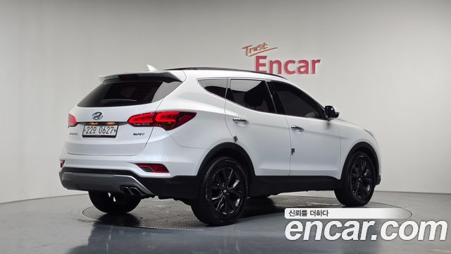 Hyundai Santafe 2016 — photo 2
