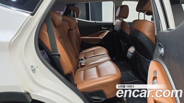Hyundai Santafe 2016 — photo 17
