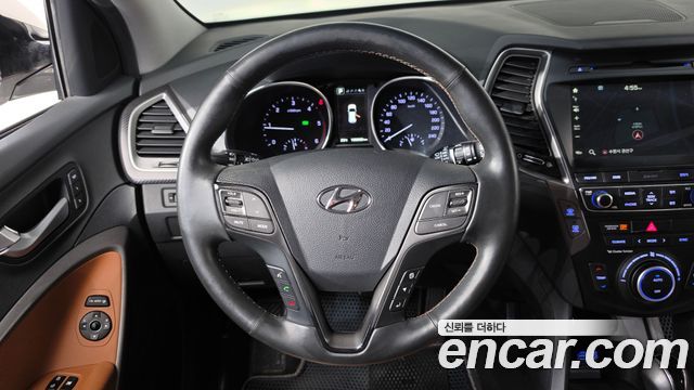 Hyundai Santafe 2016 — photo 19